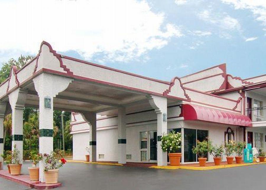 Americas Best Value Inn - Ґейнсвілл Екстер'єр фото