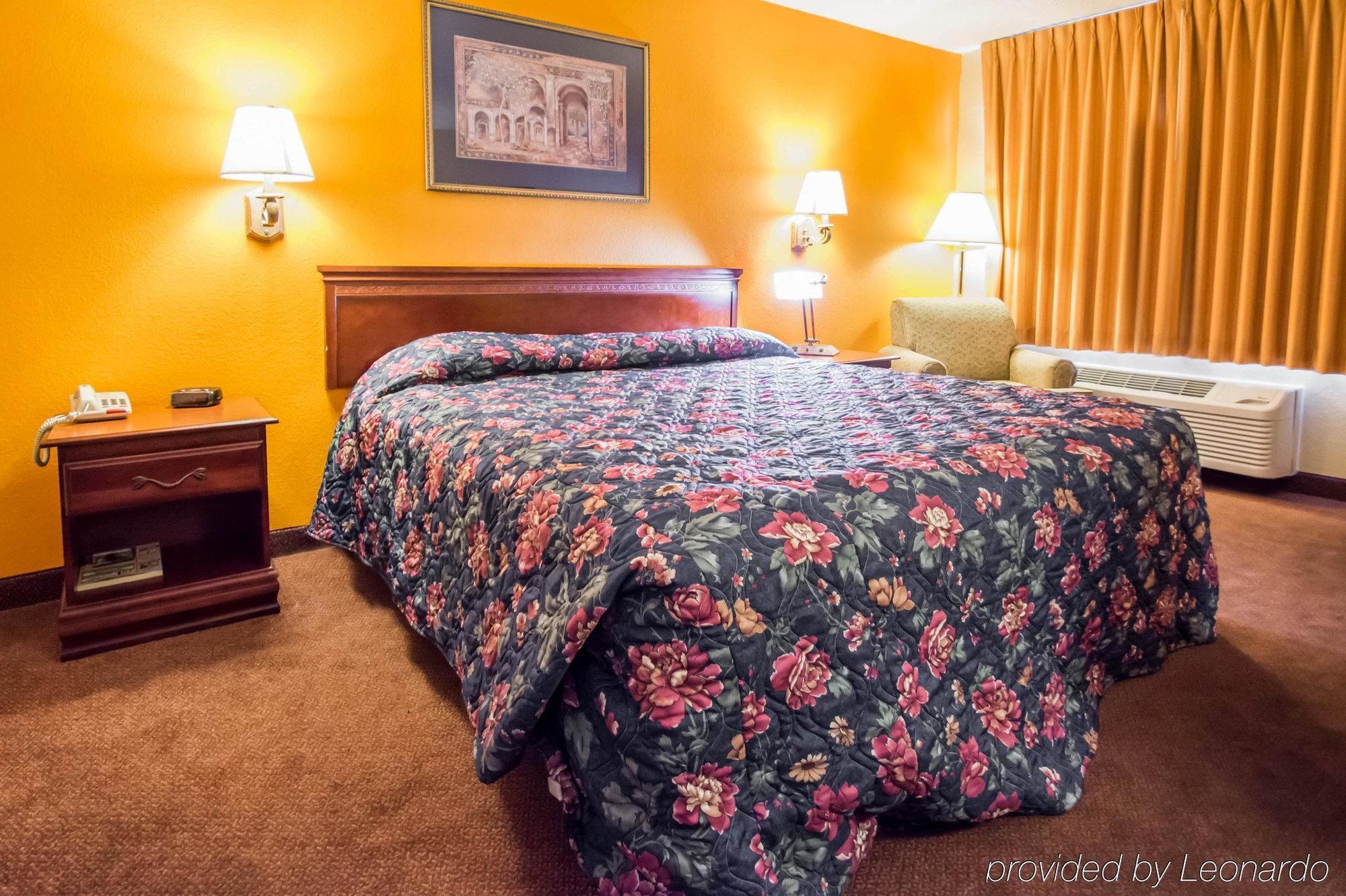 Americas Best Value Inn - Ґейнсвілл Екстер'єр фото