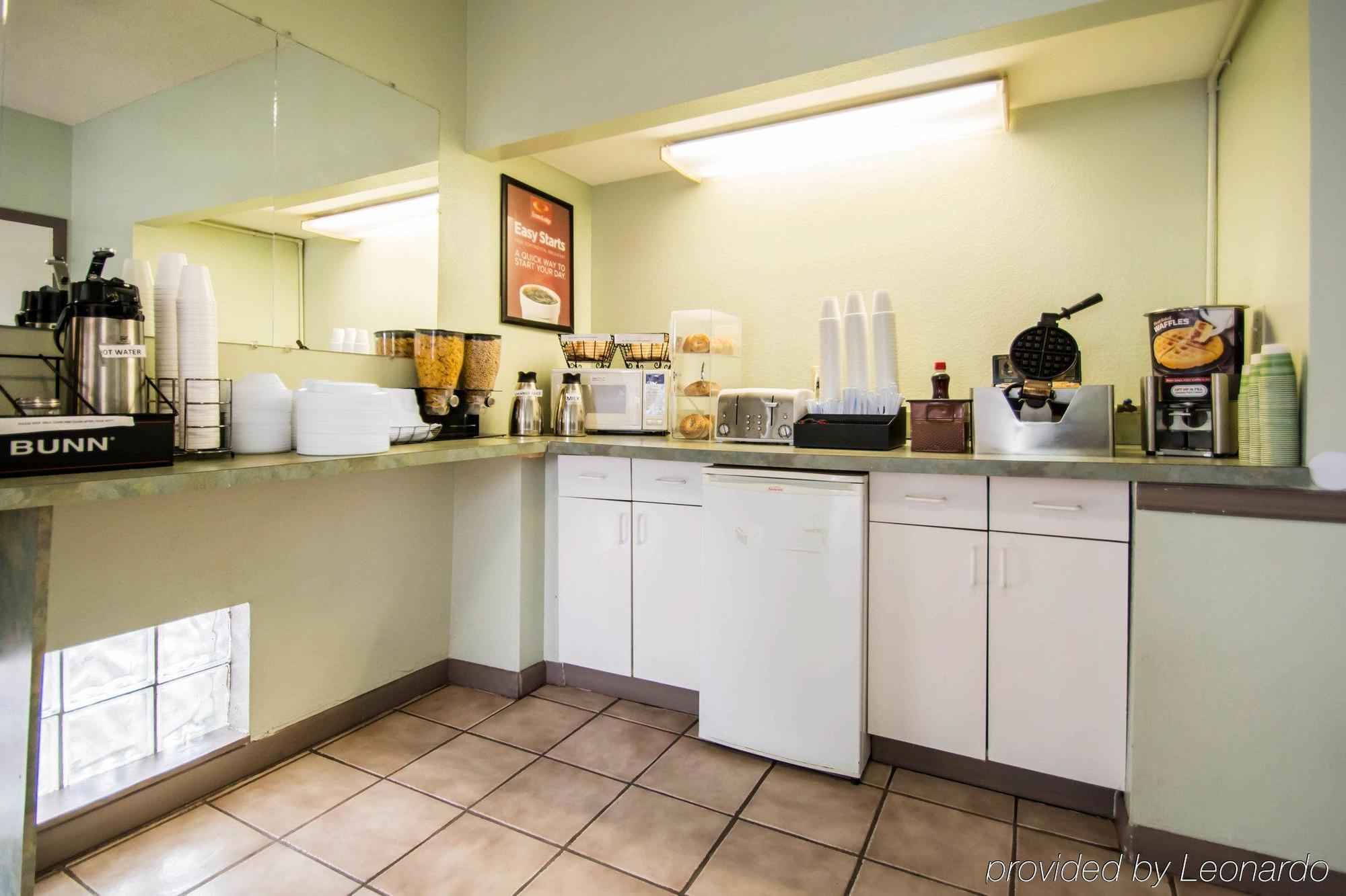 Americas Best Value Inn - Ґейнсвілл Екстер'єр фото