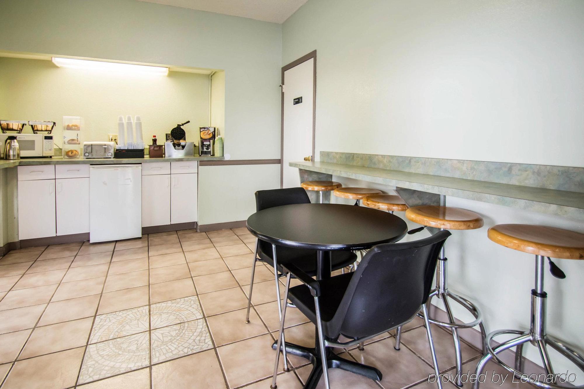 Americas Best Value Inn - Ґейнсвілл Екстер'єр фото