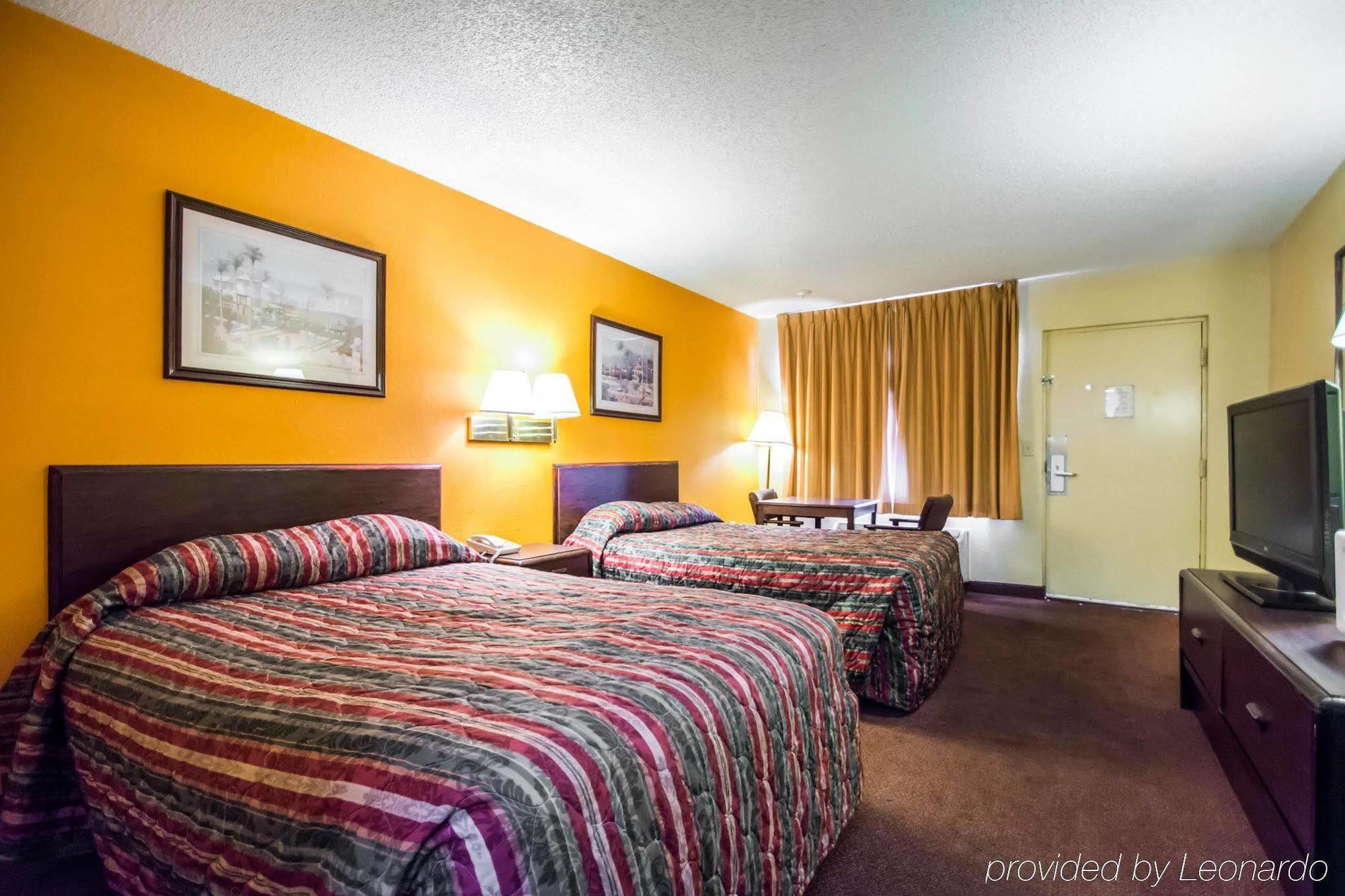 Americas Best Value Inn - Ґейнсвілл Екстер'єр фото